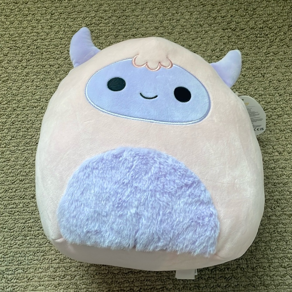 NWT SQUISHMALLOW PLUSH